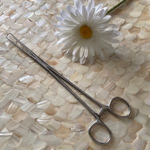 Herwig Surgical Clamping Tool Curved Medical Instrument